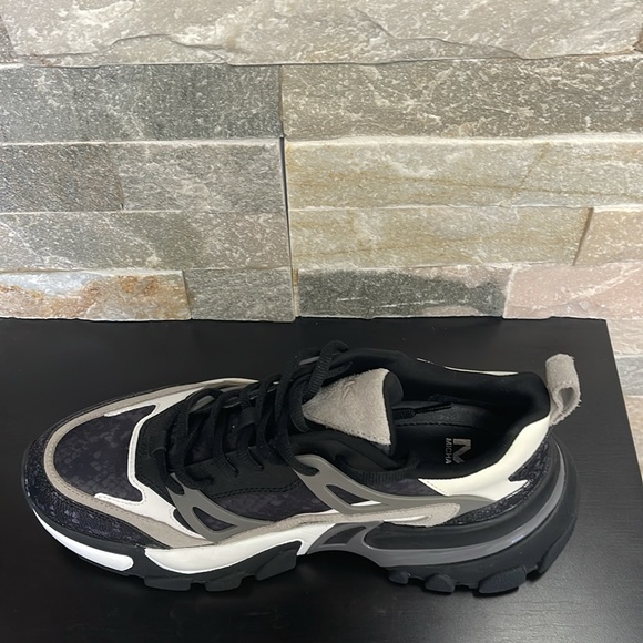 MICHAEL Michael Kors Men's Nick Gabardine Snake Print Sneakers - Picture 11 of 13